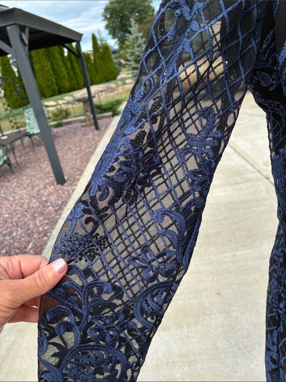 Donna Karan New York Black/Blue Lace Dress 12 - Picture 4 of 13